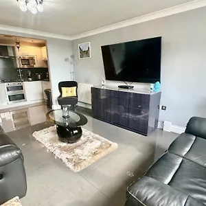 Ocean Village Apartment