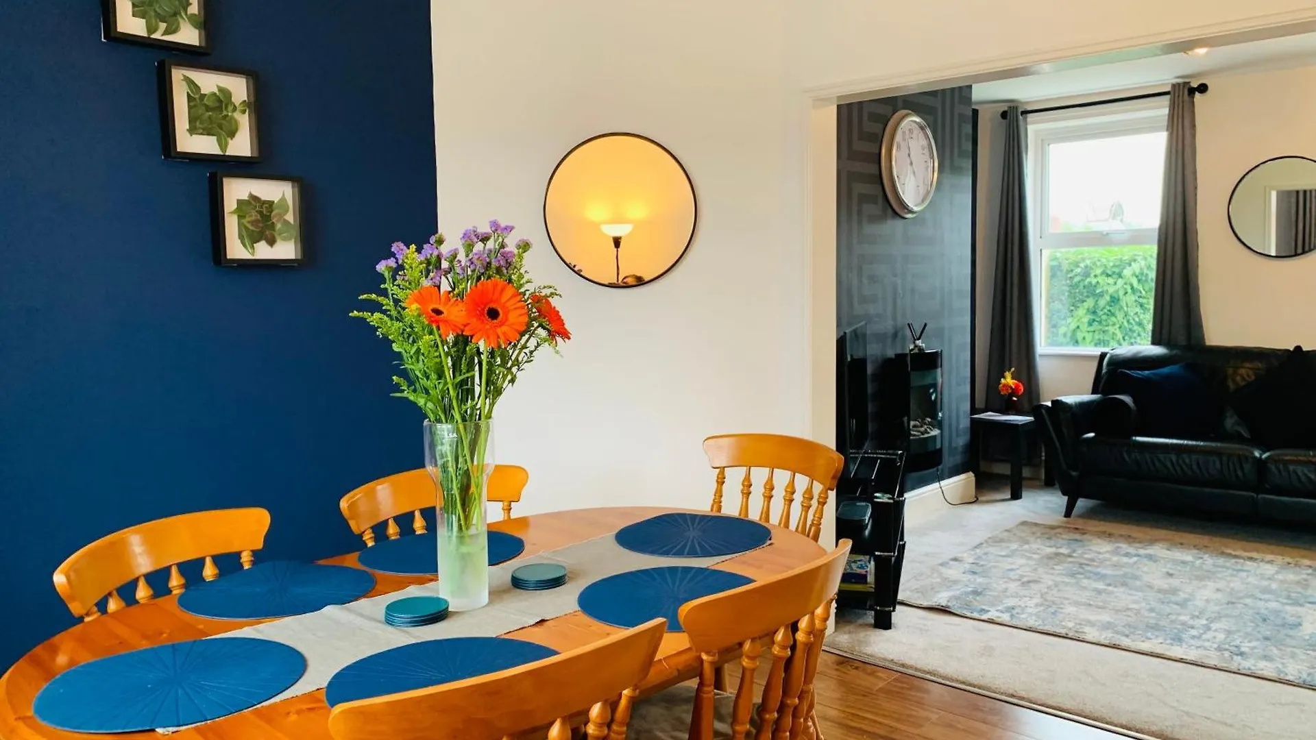 Chic 5 Bedroom House With Private Parking & Garden Bristol